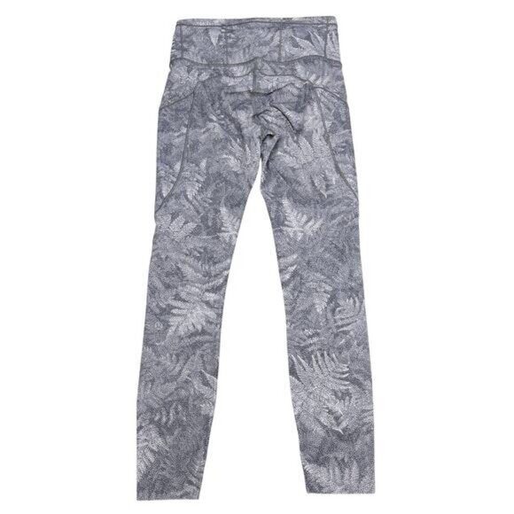 LULULEMON Fast & Free 7/8 Tight Size 4 Kindred Spirit Alpine White Multi - Picture 4 of 6